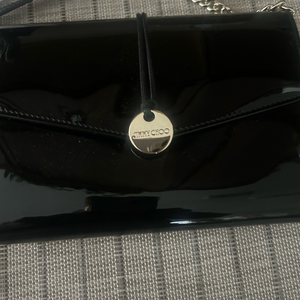Brand new bag only used once! Looks amazing with a white shirt and jeans!